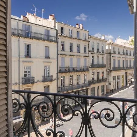 Apartment Comedie Lonjon